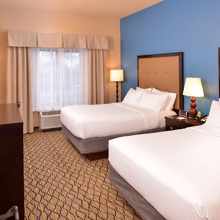 Holiday Inn Express Hotel & Suites Wichita Falls, An Ihg Hotel Ngoại thất bức ảnh