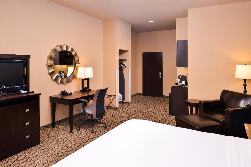 Holiday Inn Express Hotel & Suites Wichita Falls, An Ihg Hotel Ngoại thất bức ảnh